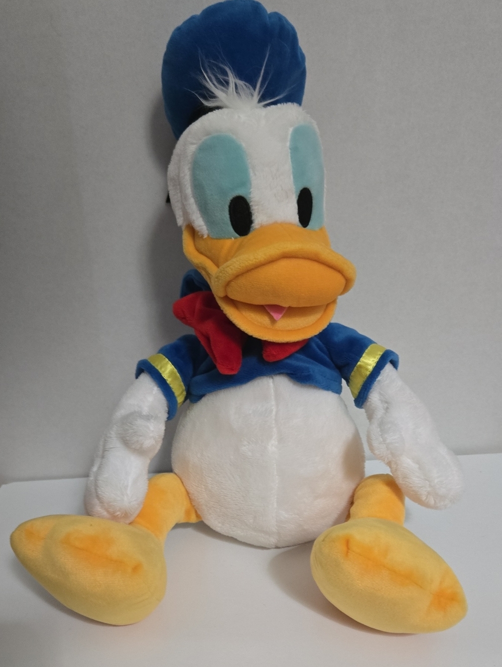 Disney Store Donald Duck 18" Plush